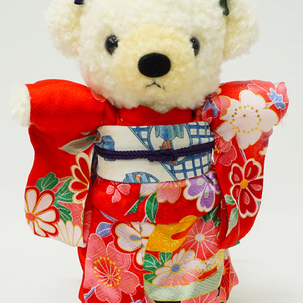 着物を着たクマのぬいぐるみ。 21cm 日本製 着物テディベアぬいぐるみ