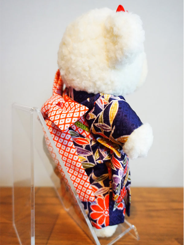 Ausgestopfter Bär im Kimono. 8,2&quot; (21 cm), hergestellt in Japan. Stofftier-Kimono-Teddybär-Puppe. „Navy“