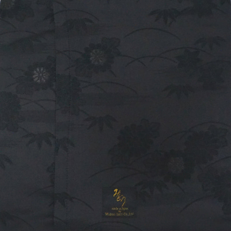 Funda de cojín hecha de OBI de alta calidad. Hecho en Japón. Cojín con patrón japonés. 11.8×11.8" (30cm) "Pájaro y flores de temporada"