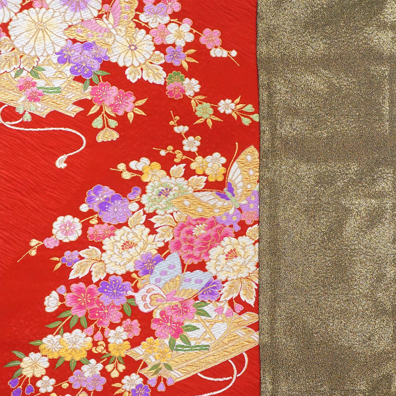 Housse de coussin en OBI de haute qualité. Fabriqué au Japon. Coussin à motif japonais. 17.7×17.7" (45cm) "Radeau de fleurs / Rouge / Or / A"