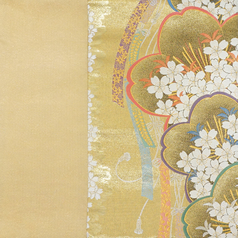 坐垫套由高级OBI制成。日本制造。日本图案靠垫。17.7×17.7" (45cm) "樱花/金色/米色/A"