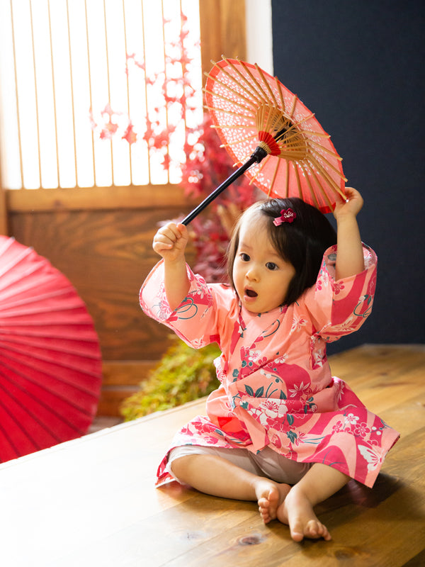 婴儿浴衣。婴儿服装。日本制造。绿浴衣。 「粉红花筏 / ピンク花筏」