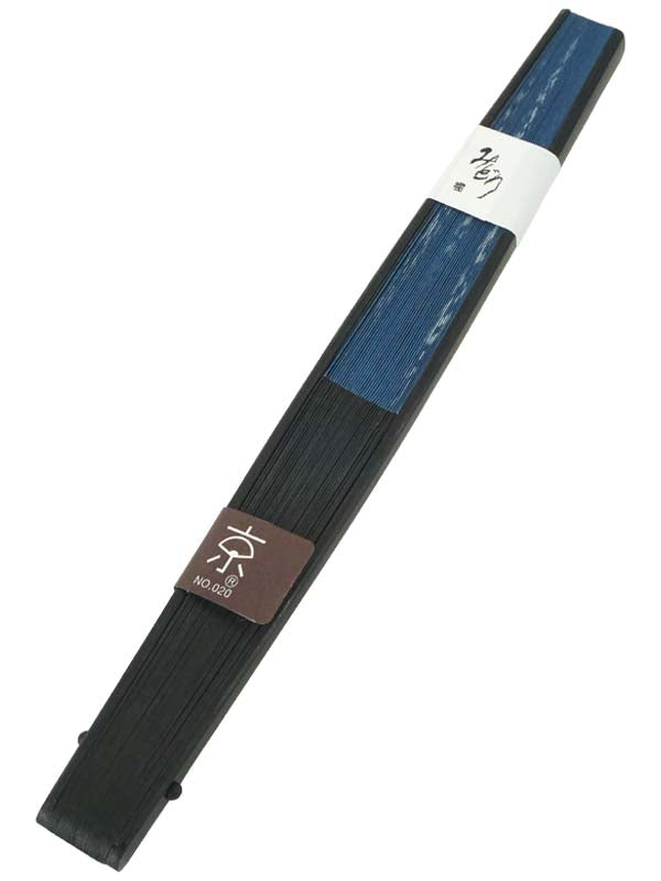 Abanico plegable. Fabricado en Kioto, Japón. Abanico de mano japonés. "Ola de mar azul / 青海波1365"
