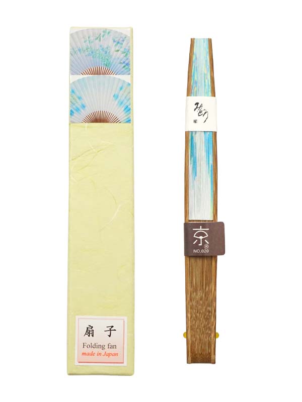 扇風機。京都府産の両面デザイン扇子。日本製の手扇子です。"紫陽花／紫陽花362"