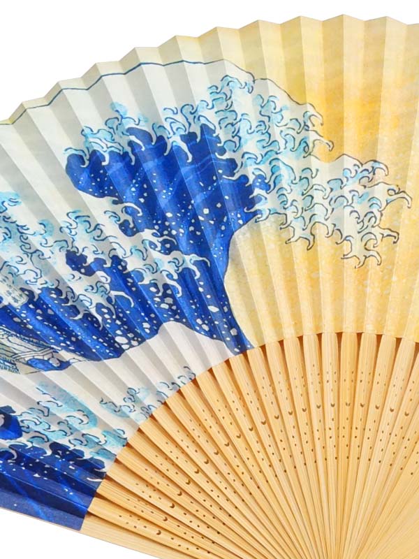 扇風機。京都府産の両面デザイン扇子。日本製の扇子です。「赤