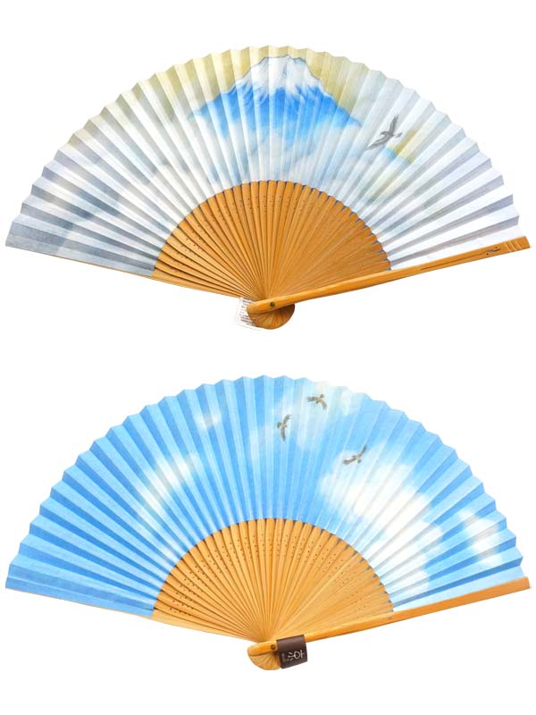 Abanico plegable. Diseño de doble cara hecho en Kioto, Japón. Abanico de mano japonés. "Cielo Azul-Monte Fuji / 富士山1510"
