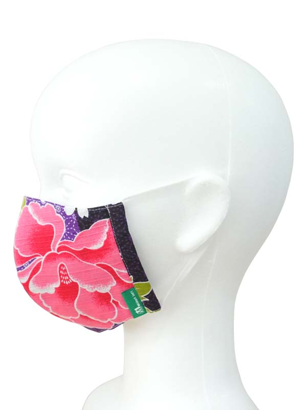 Face mask made of Yukata fabric containing nonwoven fabric. made in Japan. washable, durable, reusable "Medium Size / Purple Peony / 紫牡丹"