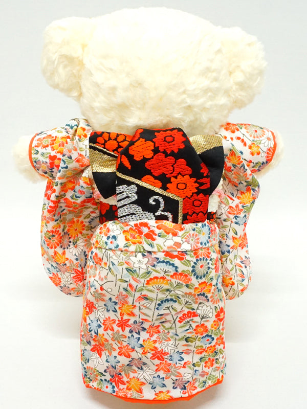 着物を着たくまのぬいぐるみ。11.4インチ（29cm）日本製。着物姿のテディベアのぬいぐるみ。"アイボリー/オレンジ"