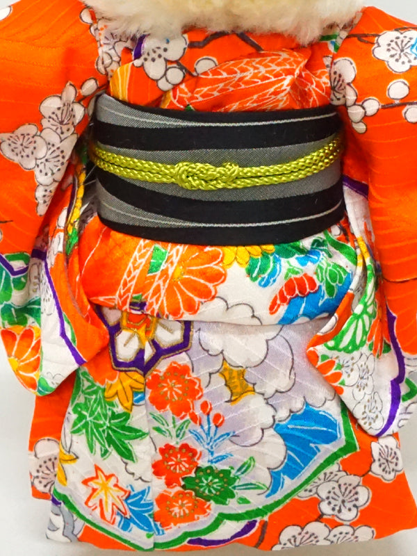 Angefüllter Hase, der Kimono trägt. 10.6&quot; (27cm) hergestellt in Japan. Kuscheltier Kimono Teddybär Hase Puppenspielzeug &quot;Orange / Schwarz / Grau&quot;
