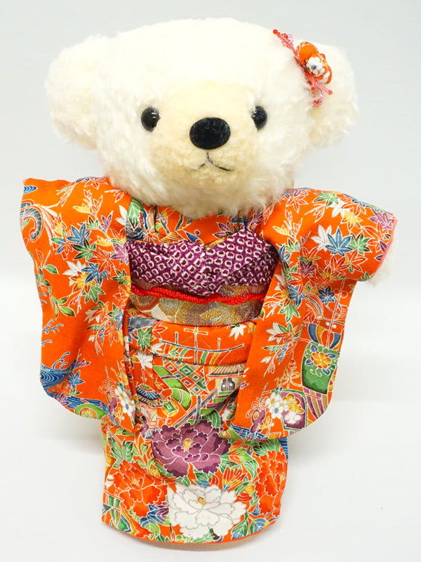 Ours en peluche portant un kimono. 29 cm (11.4") fabriqué au Japon. Poupée ourson en peluche portant un kimono. "Orange / Mix"