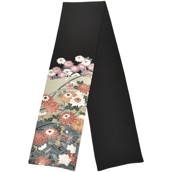 KIMONO-Schal. Schal mit japanischem Muster für Damen, Damen hergestellt in Japan. &quot;Chrysantheme &amp; strömendes Wasser&quot;
