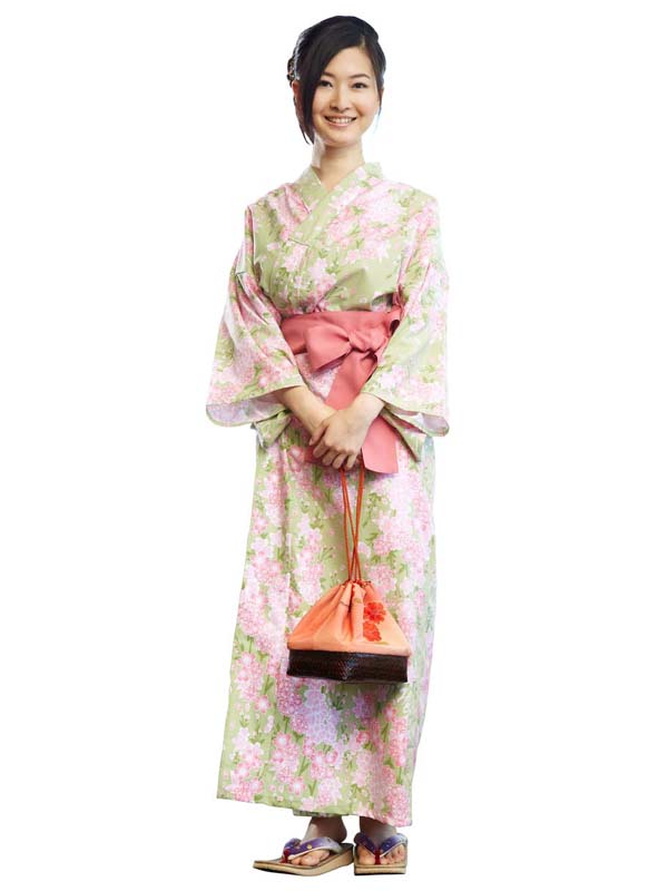 YUKATA avec ceinture en forme de ceinture. Fabriqué au Japon. Yukata Midori "Fleurs de cerisier vertes / 黄緑桜"