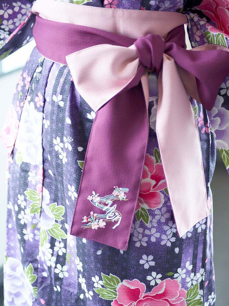 YUKATA superfino con cinturón de faja. Hecho en Japón. Midori Yukata "Purple Peony/紫牡丹"
